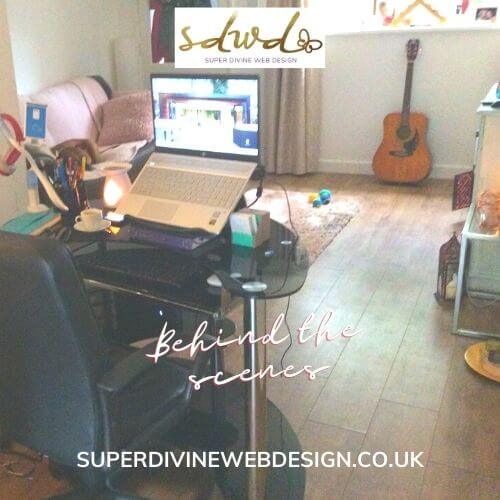 THE WRITING DESK | TRACE SWINDALE | WEB DESIGNER