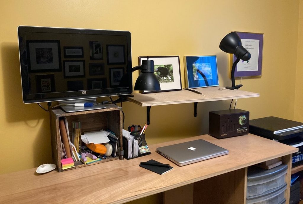 THE WRITING DESK | STACEY CORNELIUS | no-nonsense marketeer